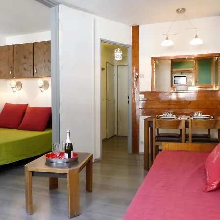 Apartamento Le Chamois Blanc-8 By Interhome